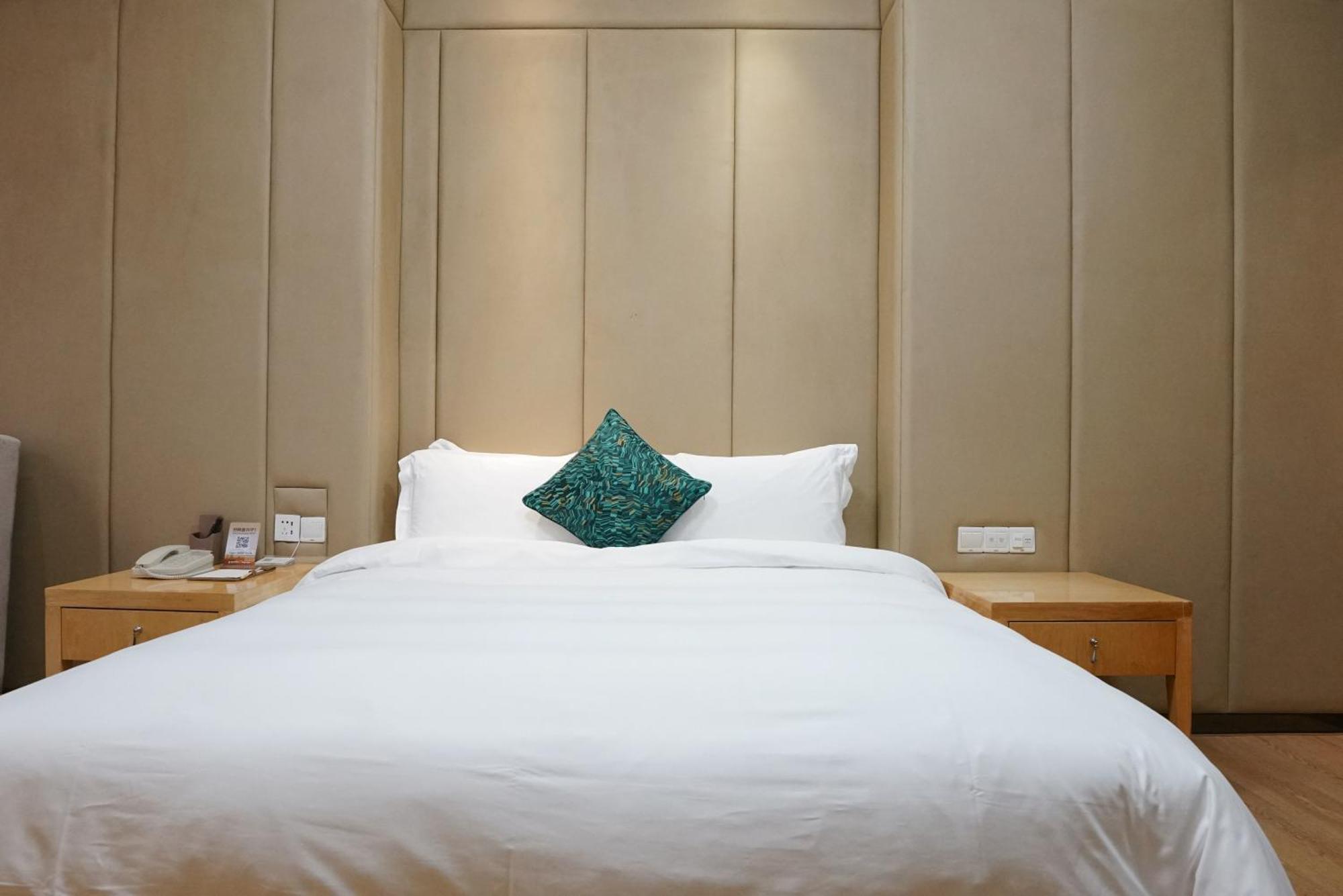 Paco Hotel Ouzhuang Metro Guangzhou-Free Shuttle To Canton Fair Exteriér fotografie